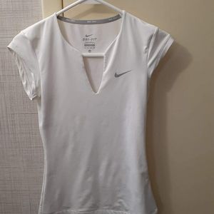Nike dry fit tennis top